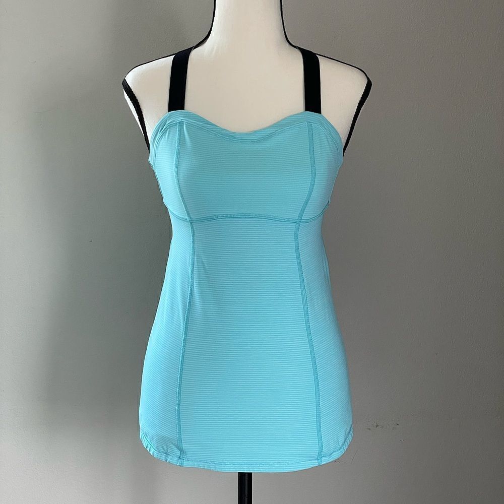 NWOT! Lululemon Blue, Adjustable Strap, Cross-Back Striped Athletic Tank. Size 4